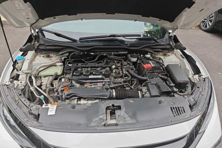 Used Honda Civic 2021 HATCHBACK 220TURBO CVT Trendy Cool Edition Engine Bay