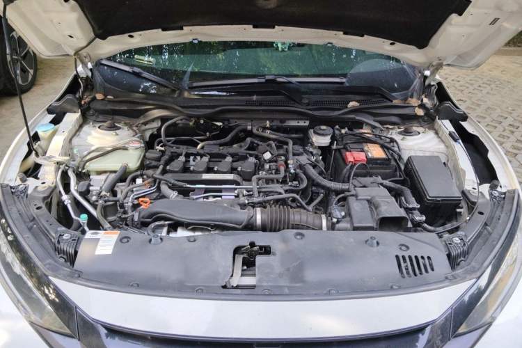 Used Honda Civic 2021 HATCHBACK 220TURBO CVT Trendy Cool Edition Engine Bay