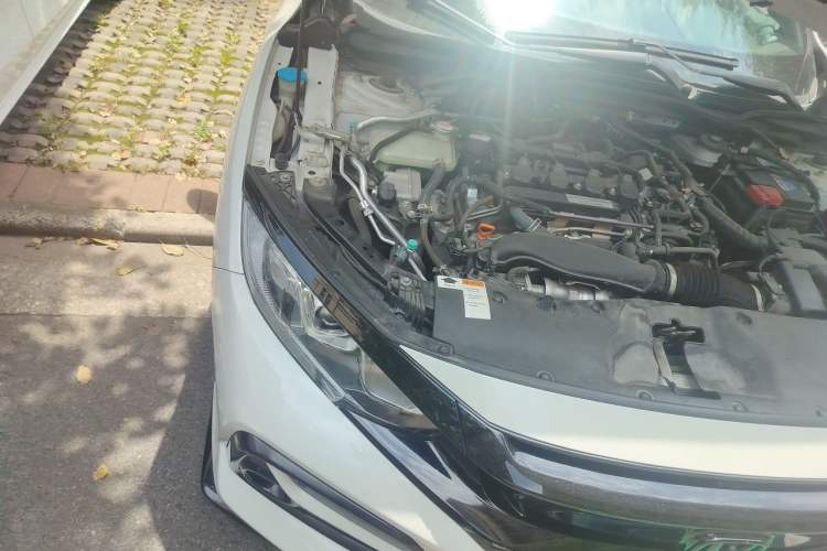 Used Honda Civic 2021 HATCHBACK 220TURBO CVT New Trendsetter Engine Bay Right