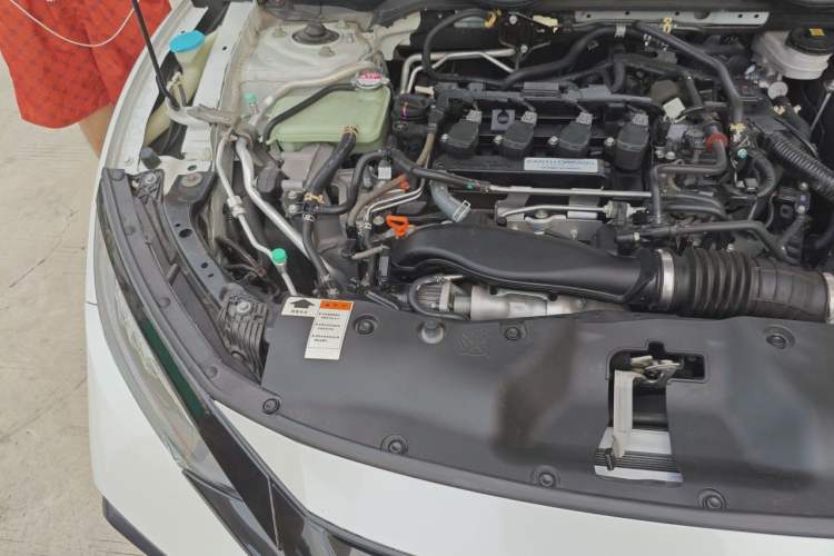 Used Honda Civic 2021 HATCHBACK 220TURBO Manual Driving Pleasure Control Engine Bay Right