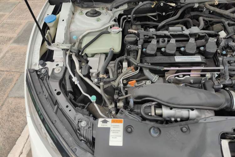 Used Honda Civic 2021 HATCHBACK 220TURBO CVT Trendy Cool Edition Engine Bay Right