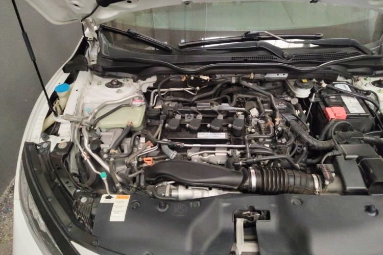 Used Honda Civic 2021 HATCHBACK 220TURBO Manual Driving Pleasure Control Engine Bay Right