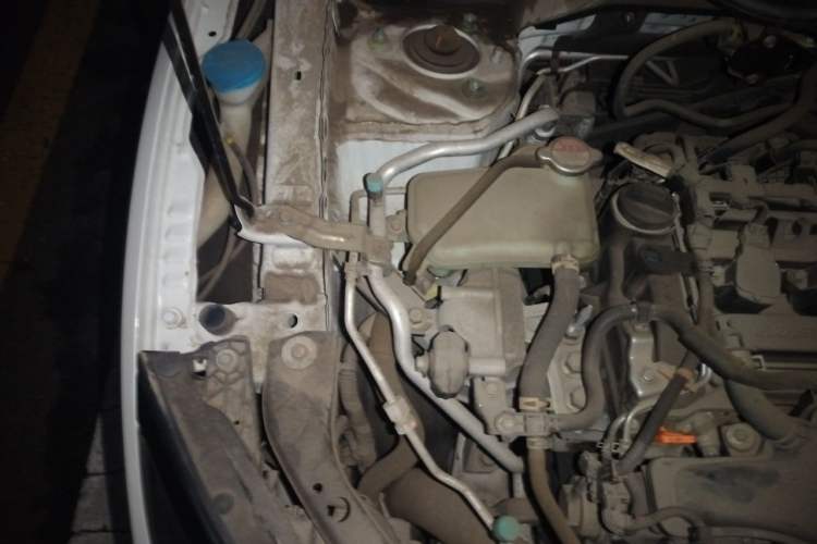 Used Honda Civic 2021 HATCHBACK 220TURBO CVT New Trendsetter Engine Bay Right
