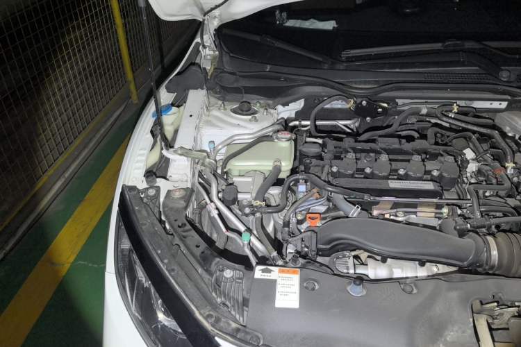 Used Honda Civic 2021 HATCHBACK 220TURBO CVT New Trendsetter Engine Bay Right