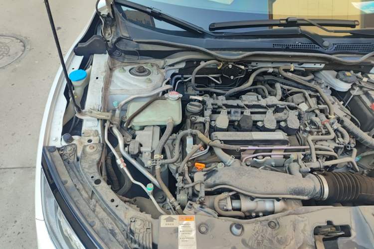 Used Honda Civic 2021 HATCHBACK 220TURBO CVT Trendy Cool Edition Engine Bay Right