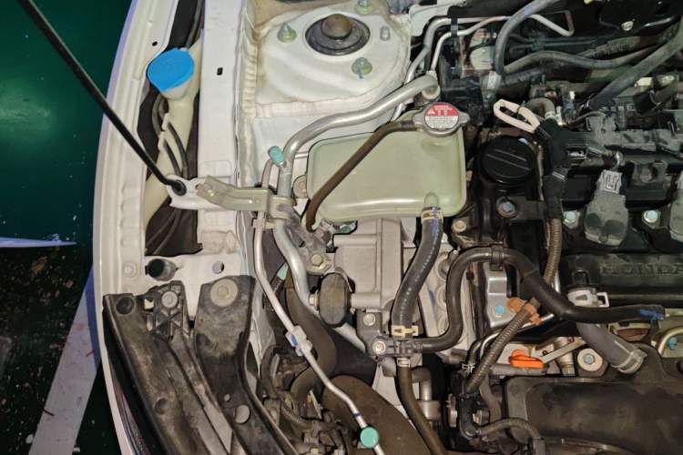 Used Honda Civic 2021 HATCHBACK 220TURBO CVT Trendy Cool Edition Engine Bay Right
