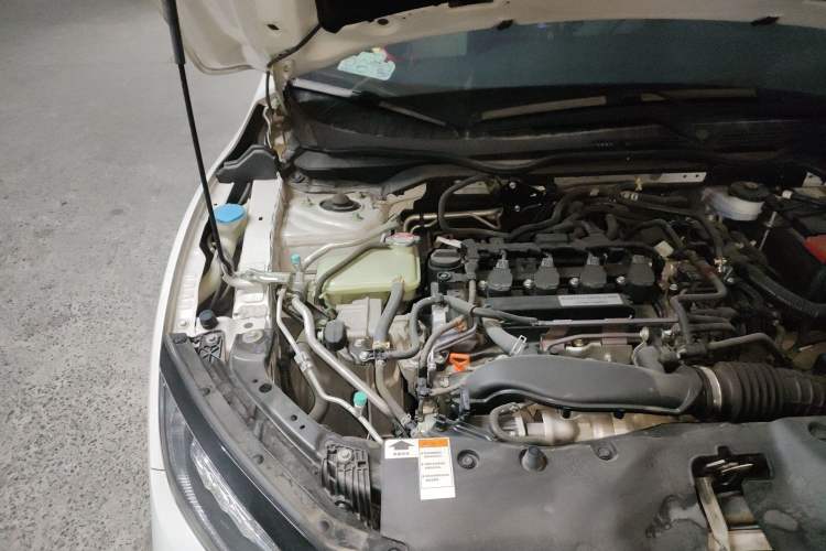 Used Honda Civic 2021 HATCHBACK 220TURBO CVT Trendy Cool Edition Engine Bay Right