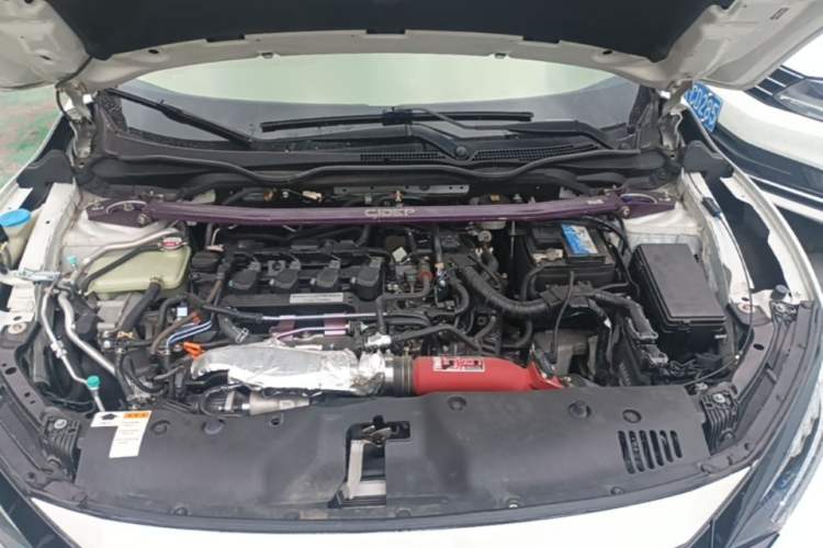 Used Honda Civic 2021 HATCHBACK 220TURBO Manual Driving Pleasure Control Engine Bay