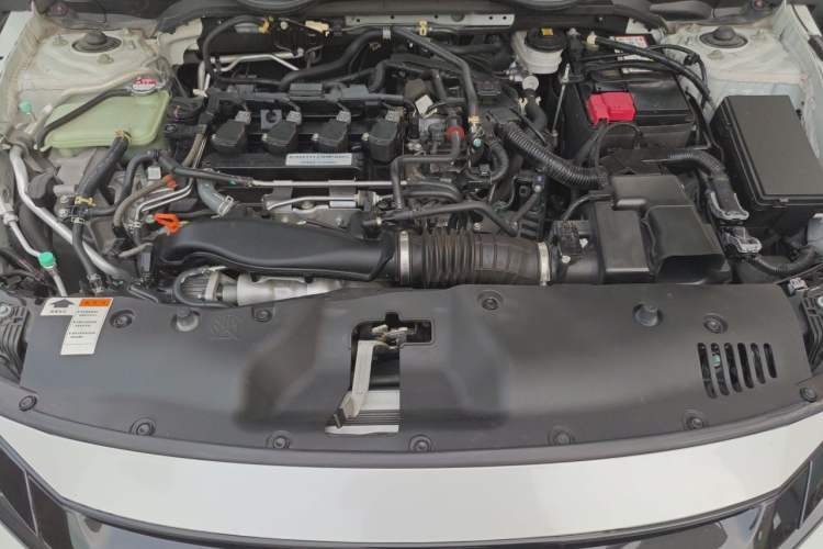 Used Honda Civic 2021 HATCHBACK 220TURBO Manual Driving Pleasure Control Engine Bay