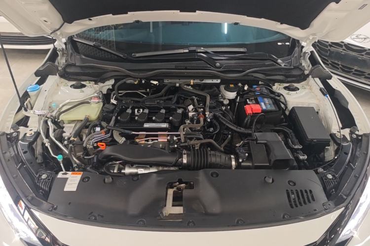 Used Honda Civic 2021 HATCHBACK 220TURBO CVT Trendy Cool Edition Engine Bay
