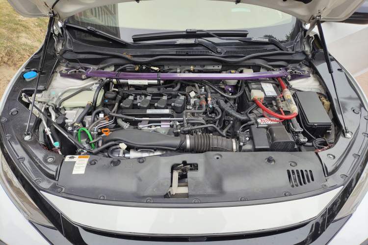 Used Honda Civic 2021 HATCHBACK 220TURBO CVT Trendy Cool Edition Engine Bay