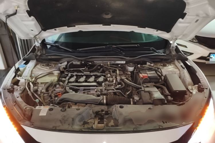 Used Honda Civic 2021 HATCHBACK 220TURBO CVT Trendy Cool Edition Engine Bay