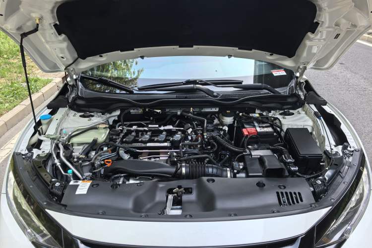 Used Honda Civic 2021 HATCHBACK 220TURBO CVT Trendy Cool Edition Engine Bay