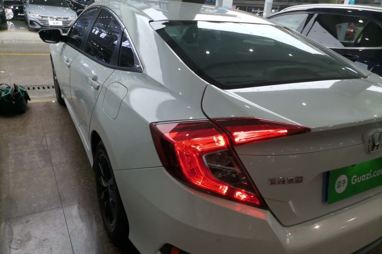 Used Honda Civic 2021 HATCHBACK 220TURBO CVT New Trendsetter Exterior 2