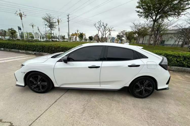 Used Honda Civic 2021 HATCHBACK 220TURBO CVT New Trendsetter Exterior 3