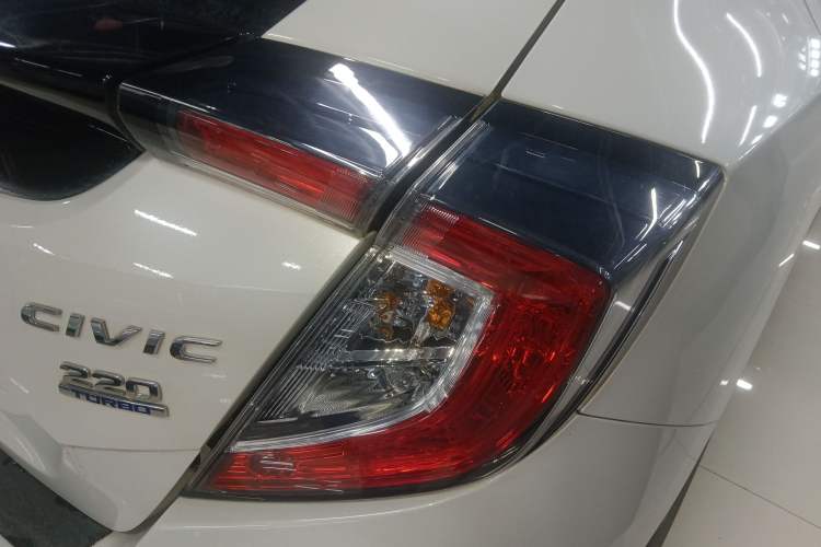 Used Honda Civic 2021 HATCHBACK 220TURBO CVT New Trendsetter Exterior 3