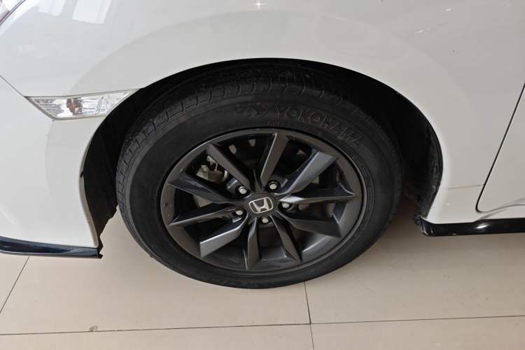 Used Honda Civic 2021 HATCHBACK 220TURBO CVT New Trendsetter Exterior 4