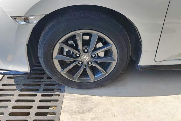 Used Honda Civic 2021 HATCHBACK 220TURBO CVT New Trendsetter Exterior 4