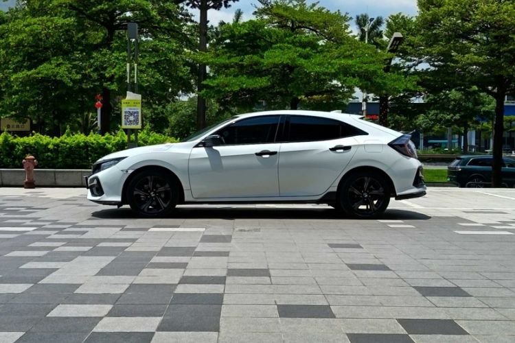 Used Honda Civic 2021 HATCHBACK 220TURBO CVT Trendy Cool Edition Exterior 6