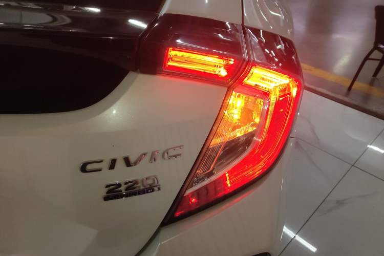 Used Honda Civic 2021 HATCHBACK 220TURBO CVT New Trendsetter Exterior 6