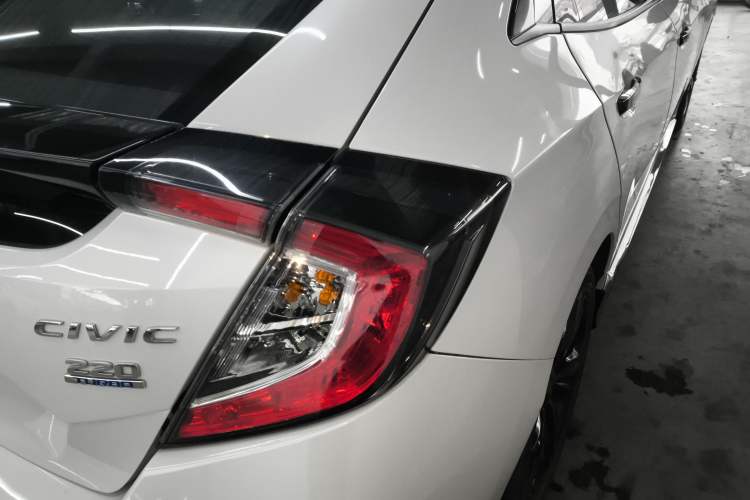 Used Honda Civic 2021 HATCHBACK 220TURBO CVT Dynamic Control Exterior 6