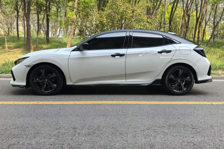 Used Honda Civic 2021 HATCHBACK 220TURBO CVT Trendy Cool Edition Exterior 6