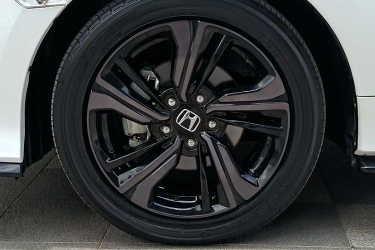 Used Honda Civic 2021 HATCHBACK 220TURBO CVT Trendy Cool Edition Exterior 8