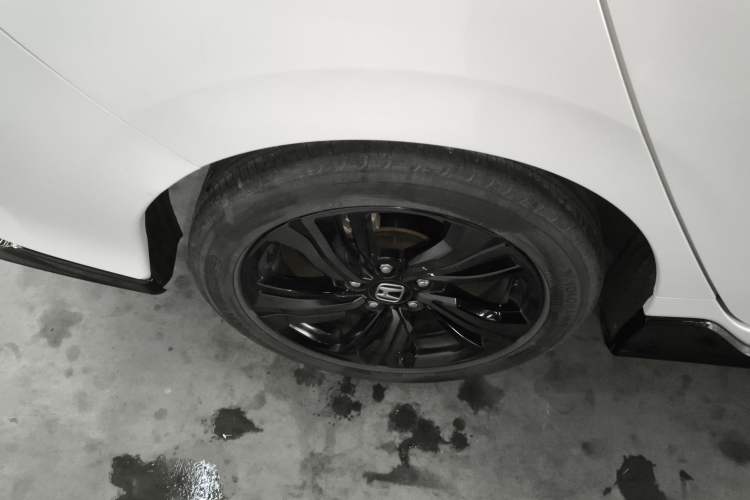 Used Honda Civic 2021 HATCHBACK 220TURBO CVT Dynamic Control Exterior 8