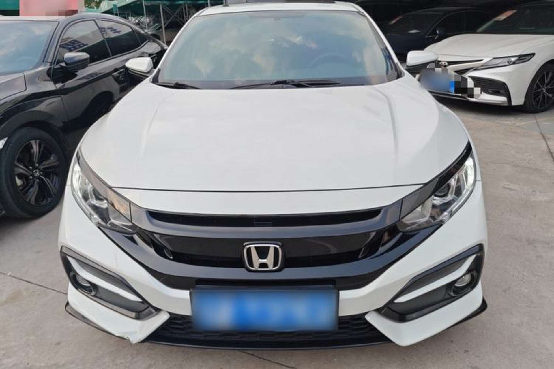 Used Honda Civic 2021 HATCHBACK 220TURBO CVT New Trendsetter Front