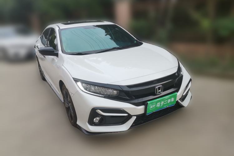 Used Honda Civic 2021 HATCHBACK 220TURBO CVT Trendy Cool Edition Front Right 45 Deg