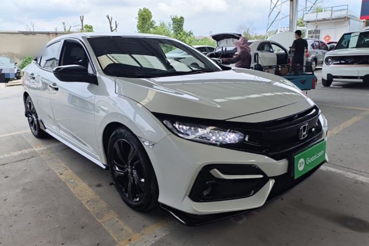 Used Honda Civic 2021 HATCHBACK 220TURBO CVT Trendy Cool Edition Front Right 45 Deg