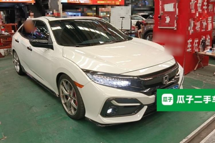 Used Honda Civic 2021 HATCHBACK 220TURBO CVT Trendy Cool Edition Front Right 45 Deg