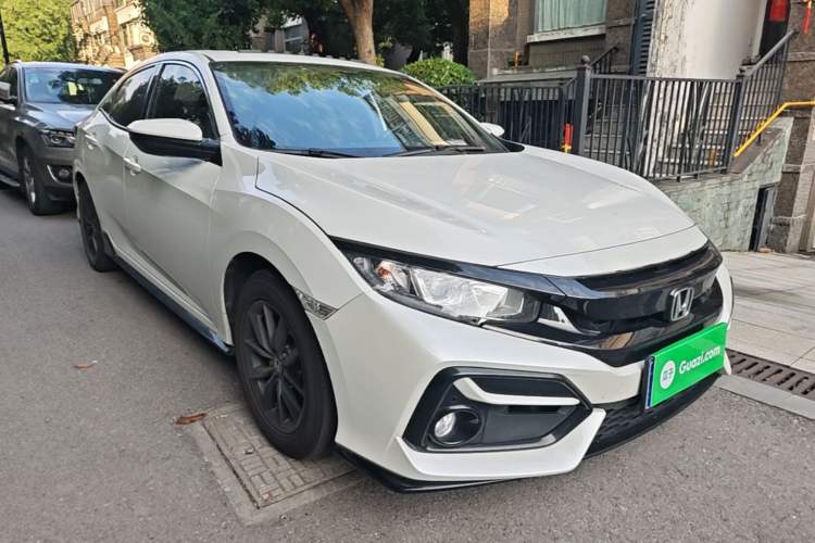 Used Honda Civic 2021 HATCHBACK 220TURBO CVT New Trendsetter Front Right 45 Deg