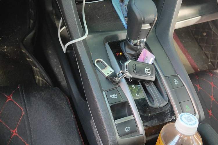 Used Honda Civic 2021 HATCHBACK 220TURBO CVT New Trendsetter Gear Lever