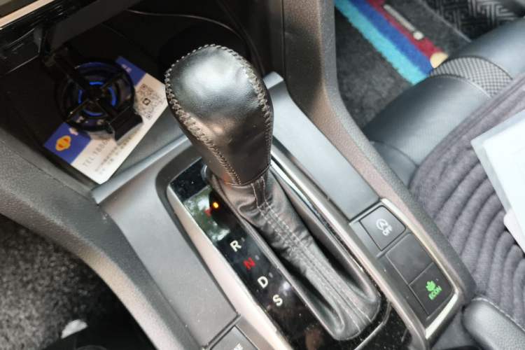 Used Honda Civic 2021 HATCHBACK 220TURBO CVT Dynamic Control Gear Lever