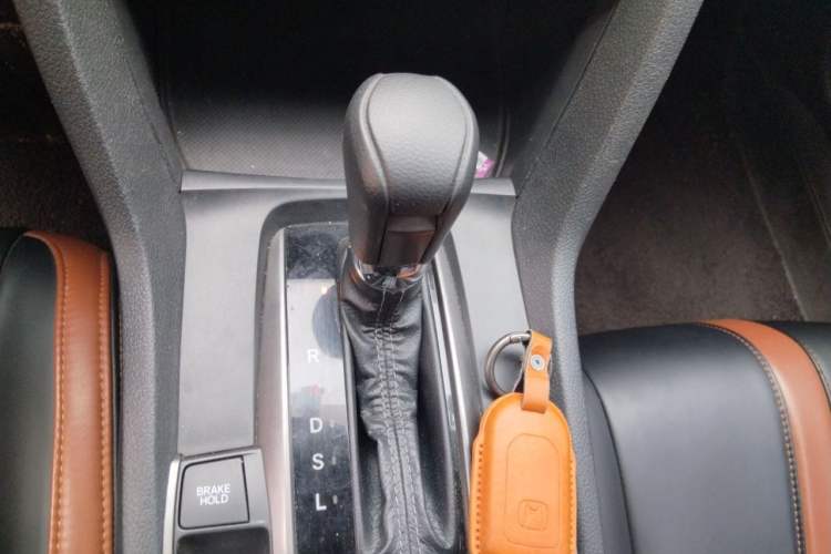 Used Honda Civic 2021 HATCHBACK 220TURBO CVT New Trendsetter Gear Lever