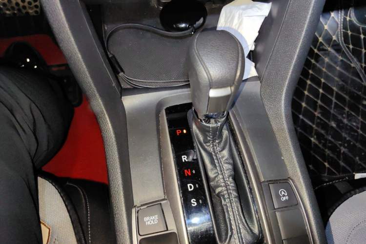 Used Honda Civic 2021 HATCHBACK 220TURBO CVT Trendy Cool Edition Gear Lever