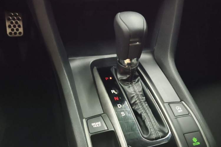 Used Honda Civic 2021 HATCHBACK 220TURBO CVT New Trendsetter Gear Lever