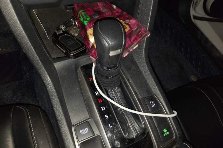 Used Honda Civic 2021 HATCHBACK 220TURBO CVT New Trendsetter Gear Lever