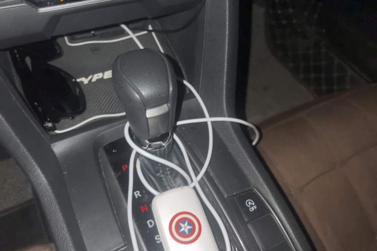 Used Honda Civic 2021 HATCHBACK 220TURBO CVT New Trendsetter Gear Lever