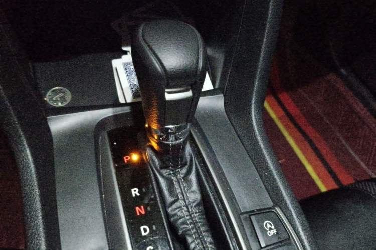 Used Honda Civic 2021 HATCHBACK 220TURBO CVT New Trendsetter Gear Lever