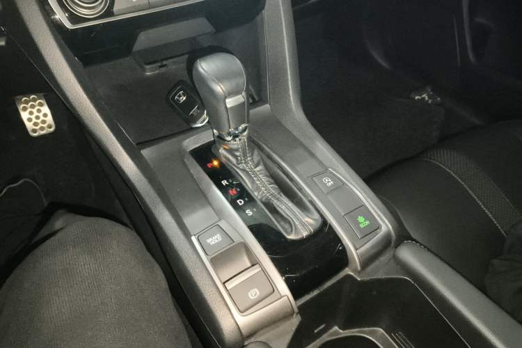 Used Honda Civic 2021 HATCHBACK 220TURBO CVT Dynamic Control Gear Lever