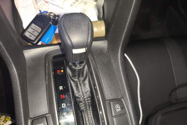 Used Honda Civic 2021 HATCHBACK 220TURBO CVT Trendy Cool Edition Gear Lever