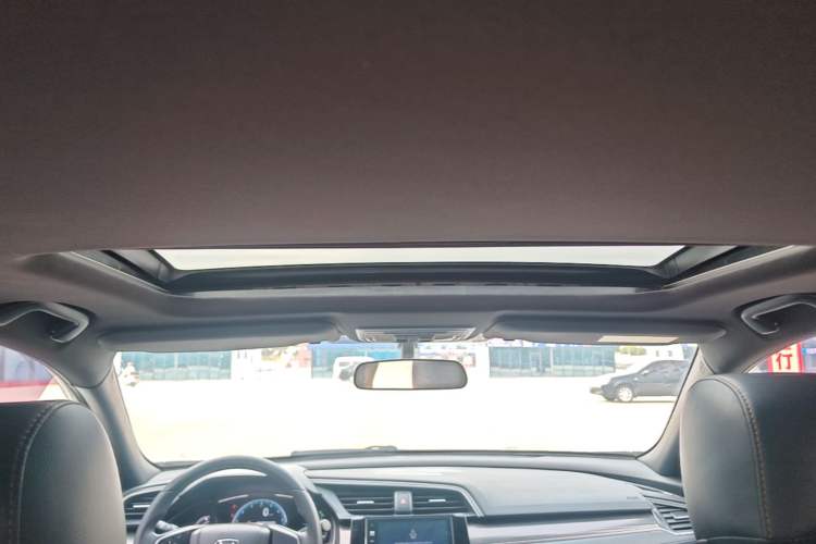 Used Honda Civic 2021 HATCHBACK 220TURBO CVT New Trendsetter Headliner