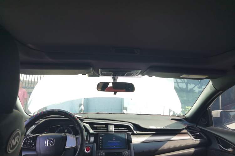 Used Honda Civic 2021 HATCHBACK 220TURBO CVT New Trendsetter Headliner