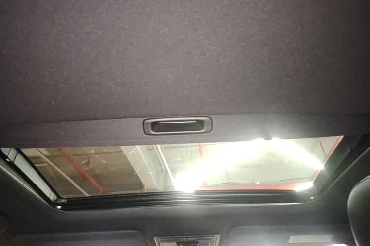 Used Honda Civic 2021 HATCHBACK 220TURBO CVT New Trendsetter Headliner