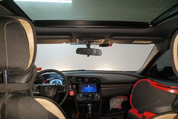 Used Honda Civic 2021 HATCHBACK 220TURBO CVT New Trendsetter Headliner