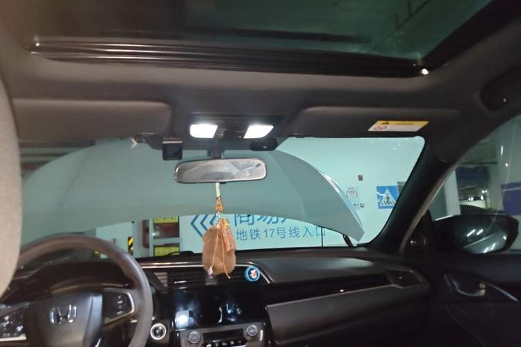 Used Honda Civic 2021 HATCHBACK 220TURBO CVT Trendy Cool Edition Headliner