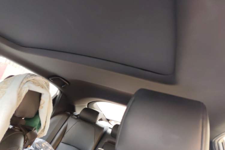Used Honda Civic 2021 HATCHBACK 220TURBO CVT New Trendsetter Headliner