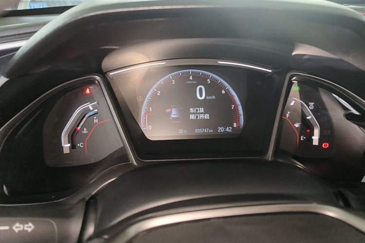 Used Honda Civic 2021 HATCHBACK 220TURBO CVT Trendy Cool Edition Instrument Cluster